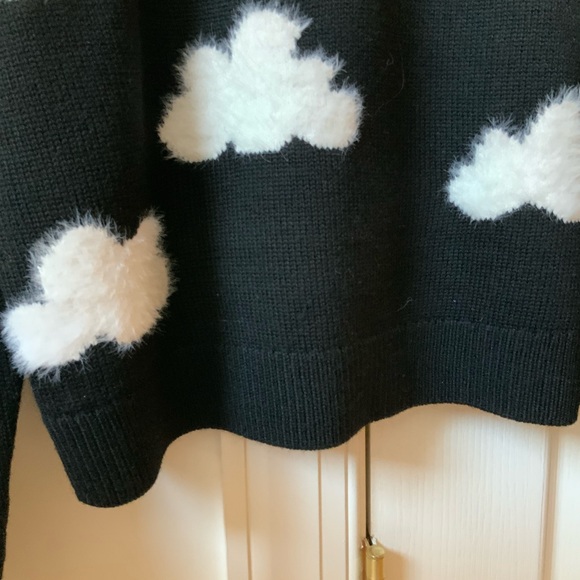 BEAUTIFUL BRAND NEW ALICE + OLIVIA GLEESON FUZZY CLOUD SWEATER IN BLACK & WHITE - Picture 7 of 16
